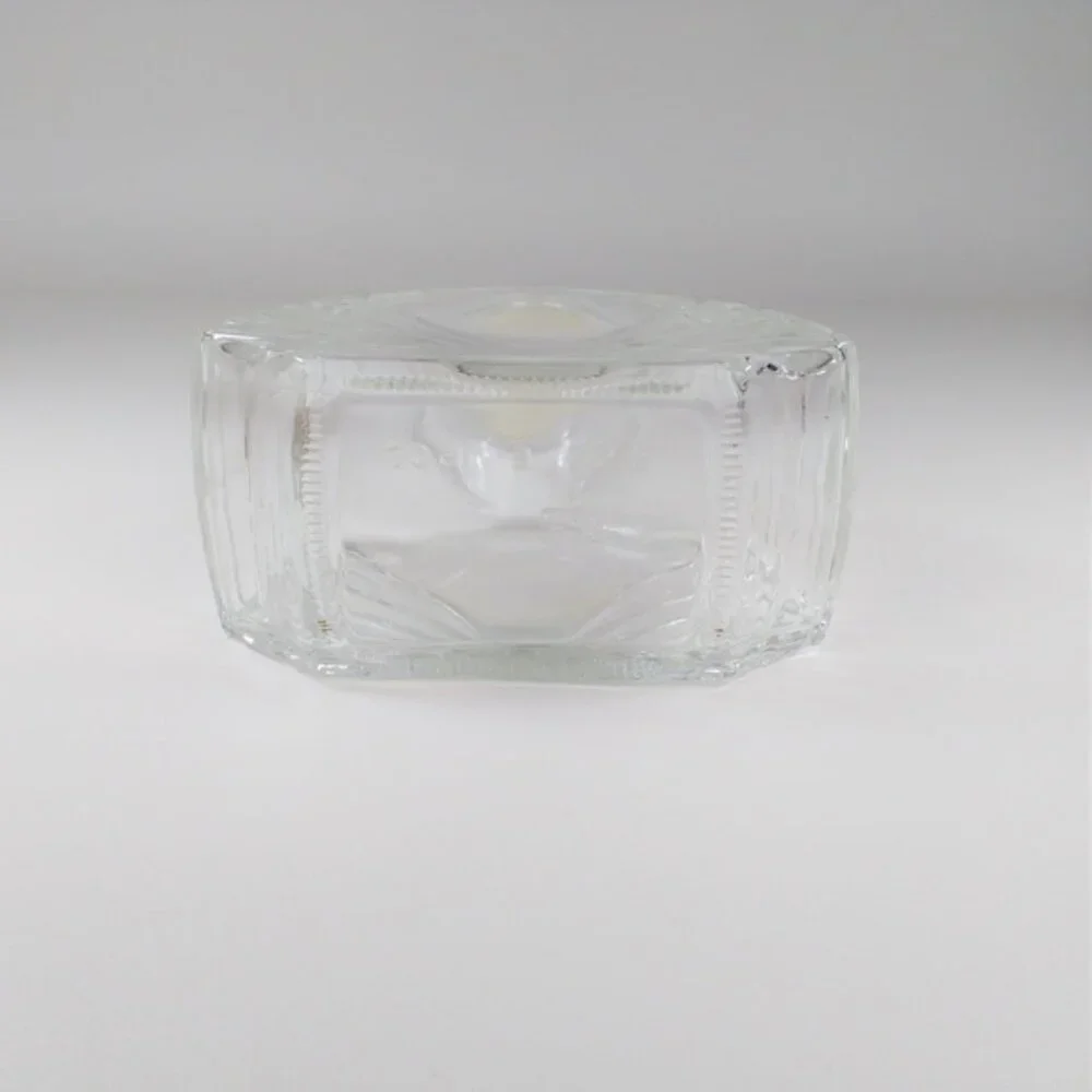 N/A glass decanter